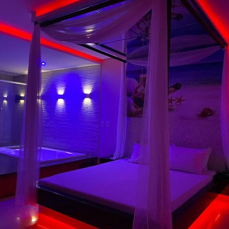 Motel Paris อาปาเรซิดา เจ กอยอาเนีย ภายนอก รูปภาพ